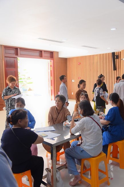 Community program Purification of body- mind, Guiding a healthy living method in accordance with the nature