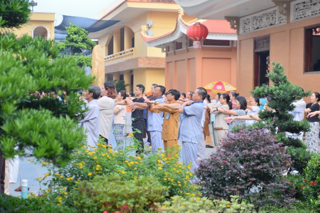 Community program Purification of body- mind, Guiding a healthy living method in accordance with the nature