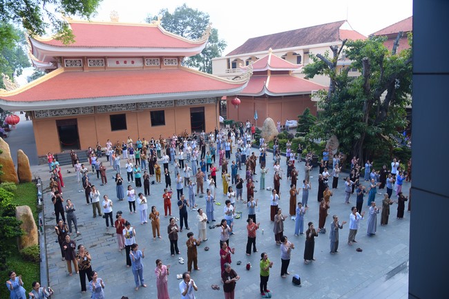 Community program Purification of body- mind, Guiding a healthy living method in accordance with the nature