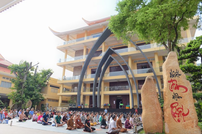 Community program Purification of body- mind, Guiding a healthy living method in accordance with the nature