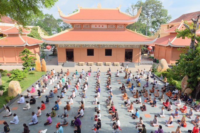 Community program Purification of body- mind, Guiding a healthy living method in accordance with the nature