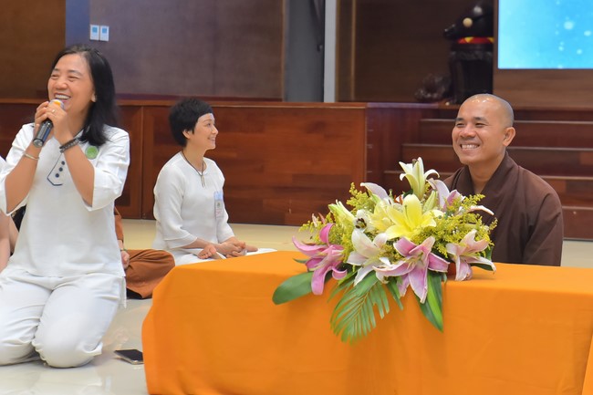 Community program Purification of body- mind, Guiding a healthy living method in accordance with the nature