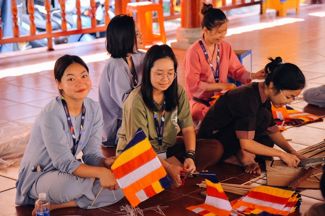 Parade of flower cars in Hoc Mon district