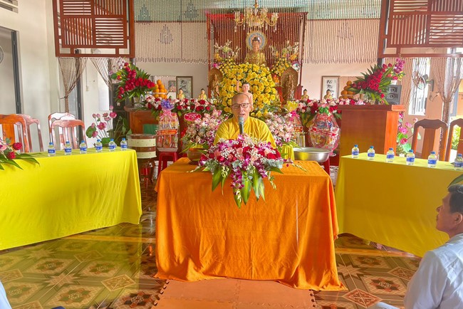 Buddha's Birthday Ceremony at Lam Phat pagoda, Lam Dong