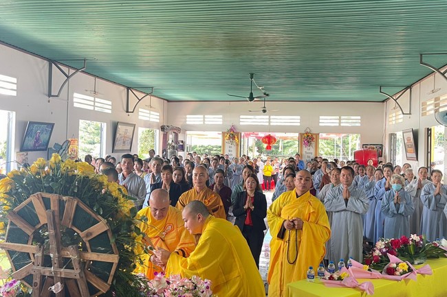Buddha's Birthday Ceremony at Lam Phat pagoda, Lam Dong