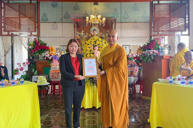 Buddha's Birthday Ceremony at Lam Phat pagoda, Lam Dong