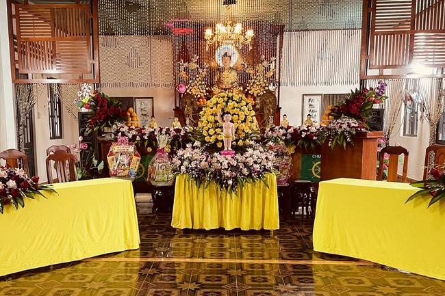 Buddha's Birthday Ceremony at Lam Phat pagoda, Lam Dong