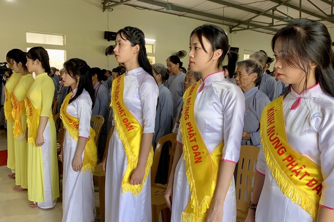 The Great Ceremony of Buddha Birthday at Dong Cao Pagoda, Thanh Hoa