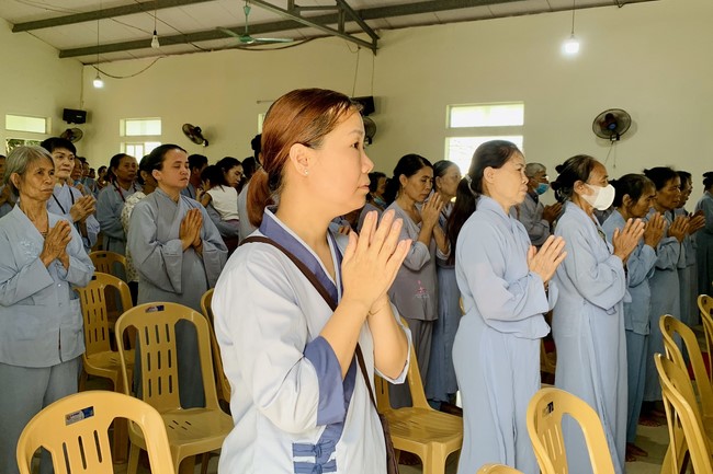 The Great Ceremony of Buddha Birthday at Dong Cao Pagoda, Thanh Hoa