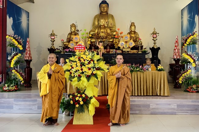 The Great Ceremony of Buddha Birthday at Dong Cao Pagoda, Thanh Hoa