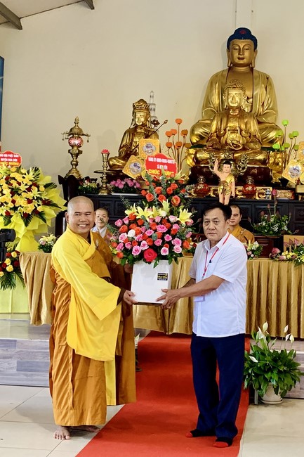 The Great Ceremony of Buddha Birthday at Dong Cao Pagoda, Thanh Hoa