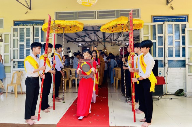 The Great Ceremony of Buddha Birthday at Dong Cao Pagoda, Thanh Hoa