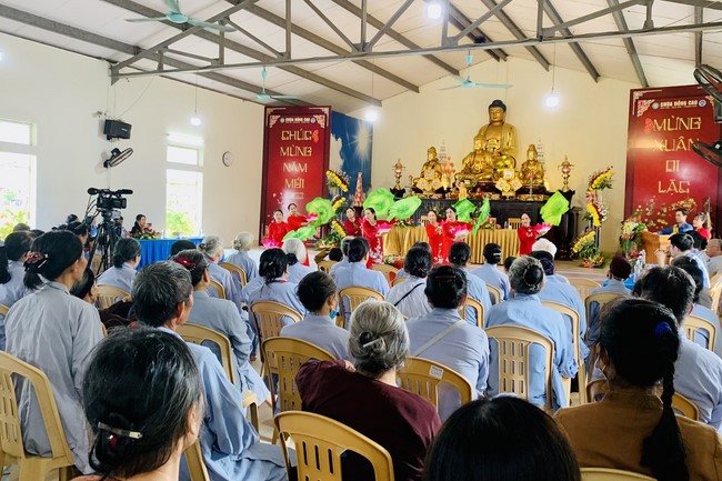 The Great Ceremony of Buddha Birthday at Dong Cao Pagoda, Thanh Hoa