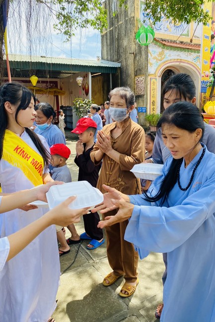 The Great Ceremony of Buddha Birthday at Dong Cao Pagoda, Thanh Hoa