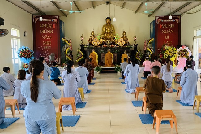 The Great Ceremony of Buddha Birthday at Dong Cao Pagoda, Thanh Hoa