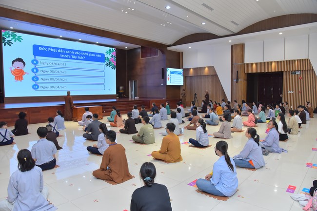 The 4th Program Pagoda Bell's Ring on the Buddha Birthday
