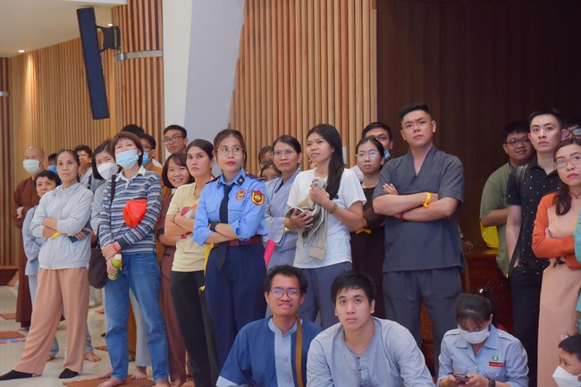 The 4th Program Pagoda Bell's Ring on the Buddha Birthday