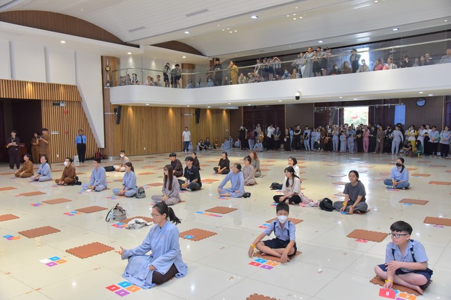 The 4th Program Pagoda Bell's Ring on the Buddha Birthday