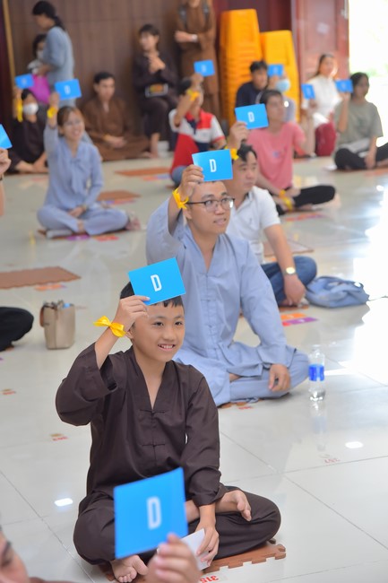 The 4th Program Pagoda Bell's Ring on the Buddha Birthday