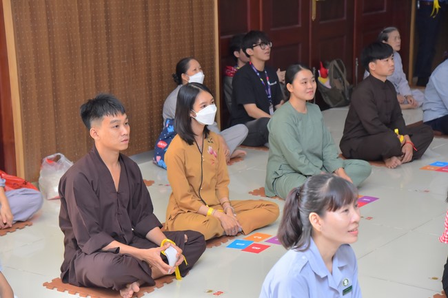 The 4th Program Pagoda Bell's Ring on the Buddha Birthday