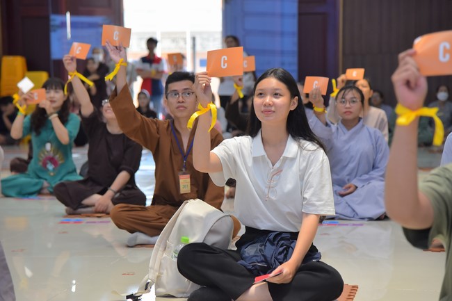 The 4th Program Pagoda Bell's Ring on the Buddha Birthday
