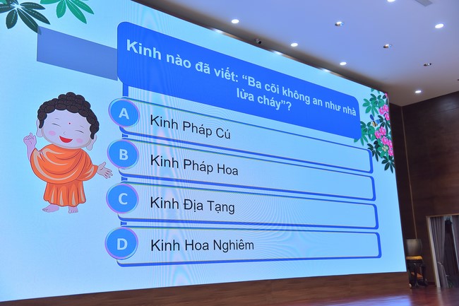 The 4th Program Pagoda Bell's Ring on the Buddha Birthday