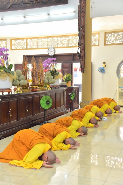Wedding Ceremony at the pagoda