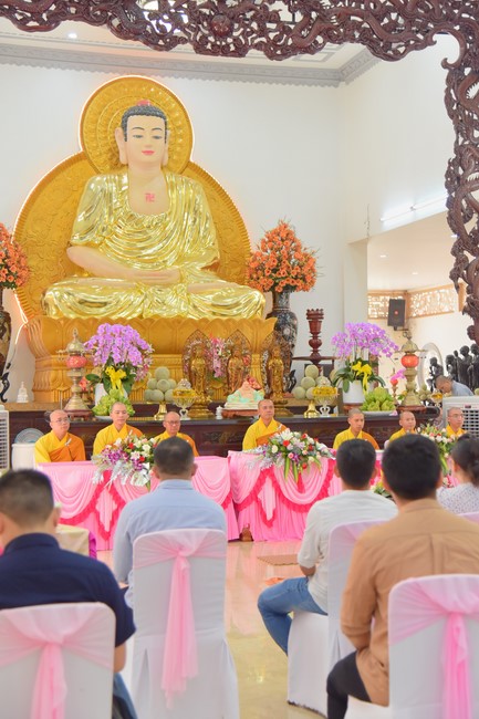 Wedding Ceremony at the pagoda