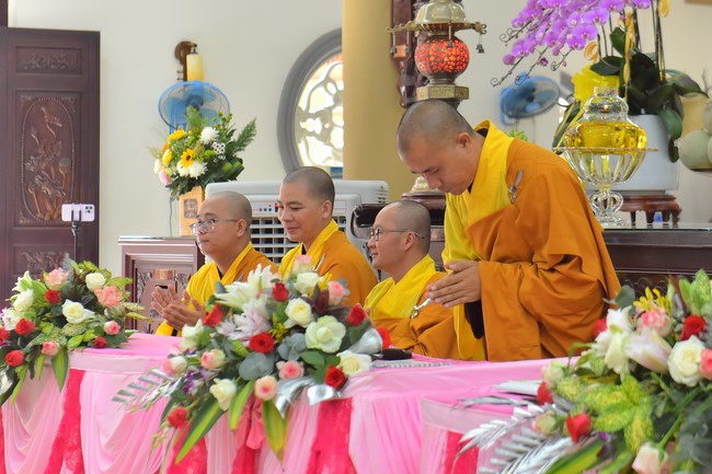 Wedding Ceremony at the pagoda