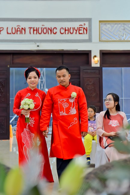 Wedding Ceremony at the pagoda