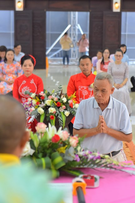 Wedding Ceremony at the pagoda