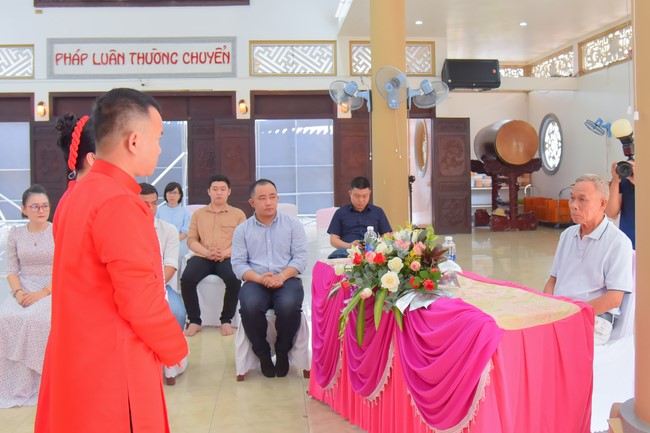 Wedding Ceremony at the pagoda