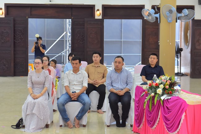 Wedding Ceremony at the pagoda