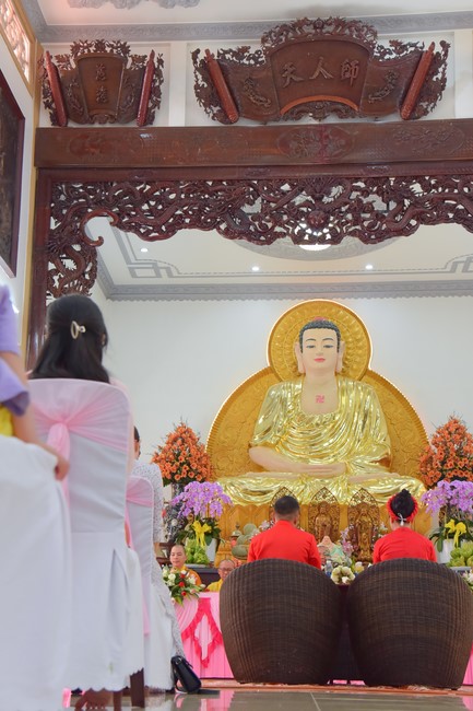 Wedding Ceremony at the pagoda