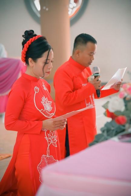 Wedding Ceremony at the pagoda