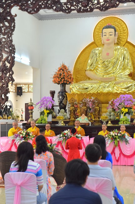 Wedding Ceremony at the pagoda