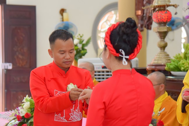 Wedding Ceremony at the pagoda