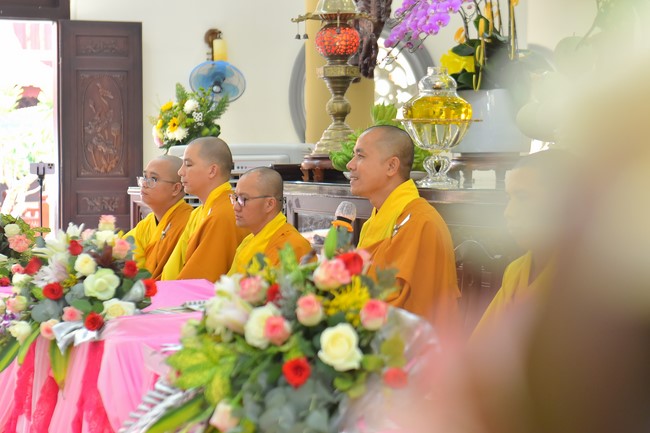Wedding Ceremony at the pagoda