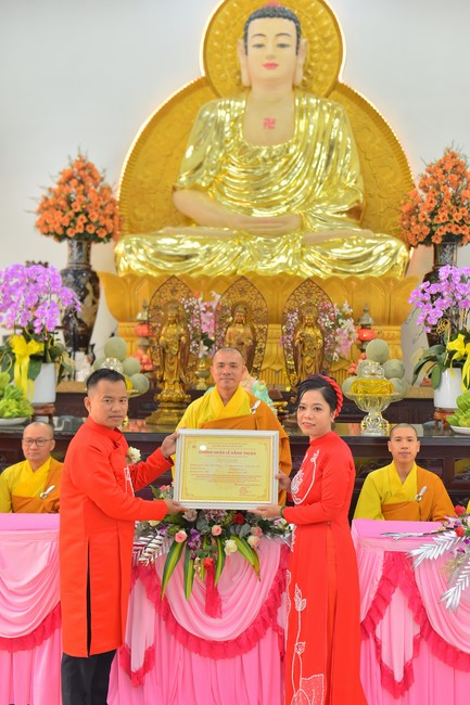 Wedding Ceremony at the pagoda