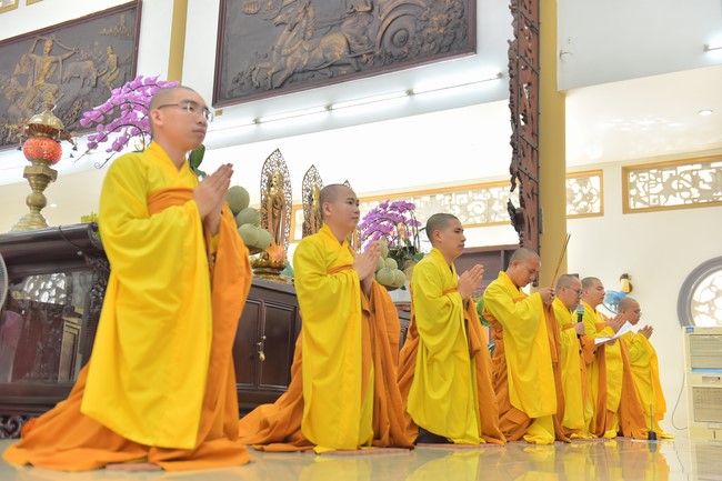 Wedding Ceremony at the pagoda