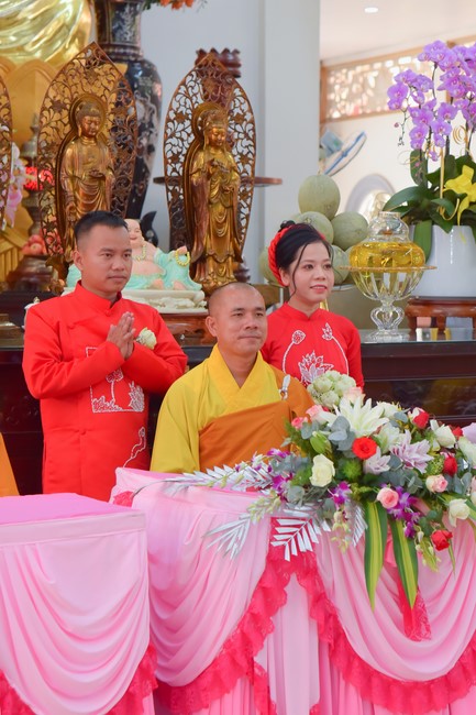 Wedding Ceremony at the pagoda