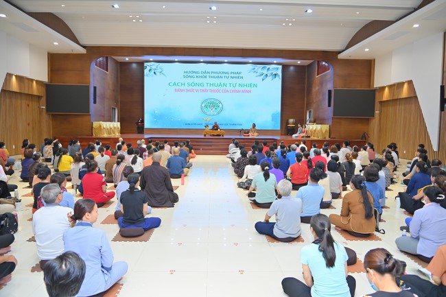 Community program Purification of body- mind, Guiding proactive health care in accordance with the nature