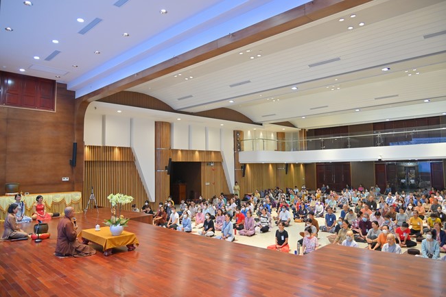 Community program Purification of body- mind, Guiding proactive health care in accordance with the nature