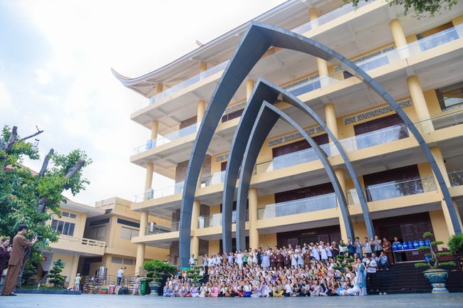 Community program Purification of body- mind, Guiding proactive health care in accordance with the nature