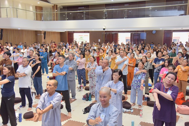 Community program Purification of body- mind, Guiding proactive health care in accordance with the nature