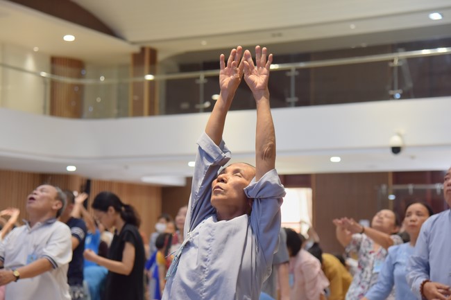 Community program Purification of body- mind, Guiding proactive health care in accordance with the nature