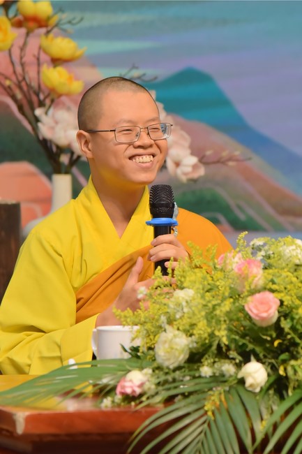 Dharma talks about Things to do in the 4th day practice.