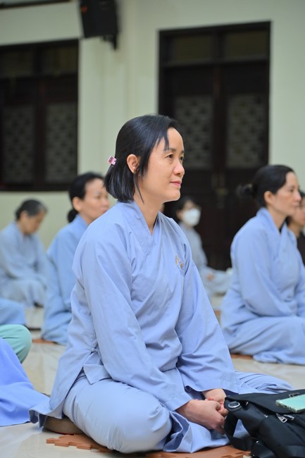 Dharma talks about Things to do in the 4th day practice.