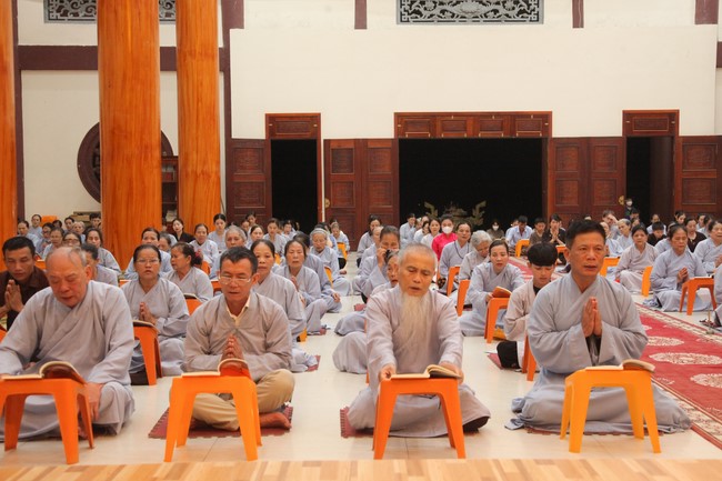Repentance ceremony on March 14th, Year of the Cat at Giai Lam Temple – Ha Tinh