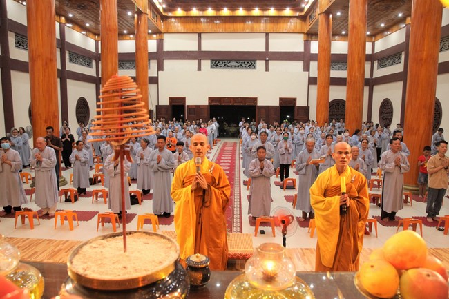 Repentance ceremony on March 14th, Year of the Cat at Giai Lam Temple – Ha Tinh